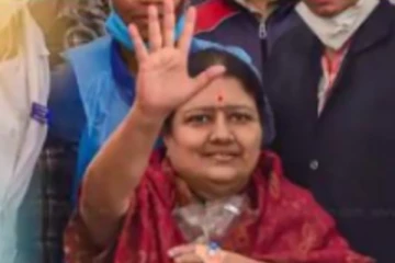 நுரையீரலில் தொற்று தீவிர சிகிச்சையில் சசிகலா!