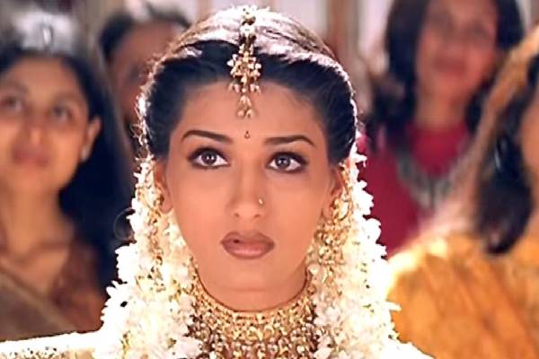 50 வயதான காதலர் தினம் பட நாயகி! இப்போ எப்படி இருக்காங்கன்னு தெரியுமா? | Kadhalar Dinam Movie Actress Sonali Recent Photo
