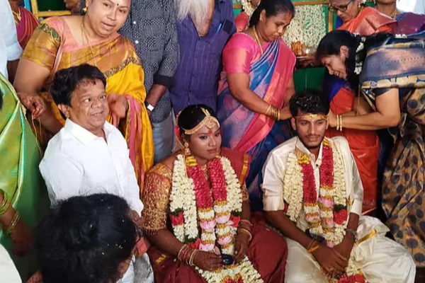 நடிகர் கிங்காங் மகள் திருமணத்திற்கு இவ்வளவு மொய் வைத்தாரா வடிவேலு! எவ்வளவு தெரியுமா | Vadivelu Give Big Money To Actor Kingkong