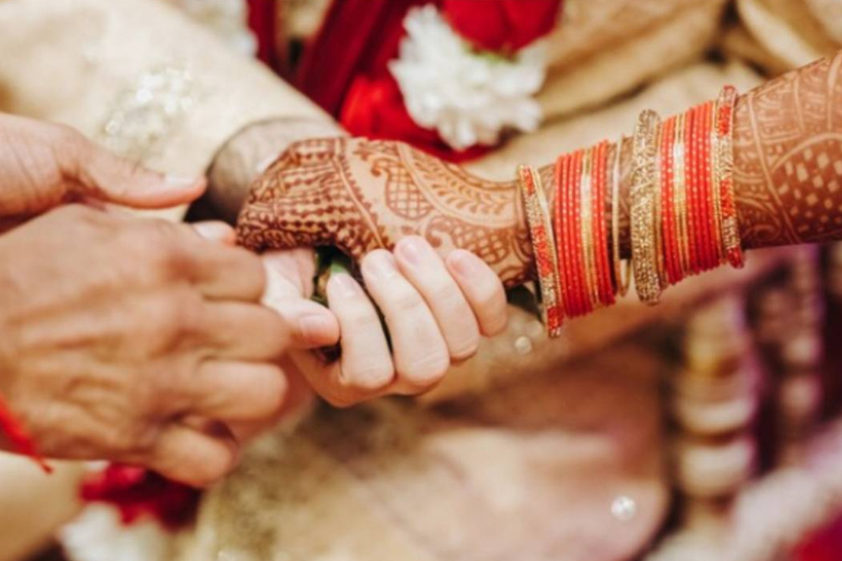 இந்து மதத்தில் 8 வகையான திருமணங்கள் உள்ளதாம் ? என்ன தெரியுமா ? | 8 Type Of Marriages In Hindu Traditions