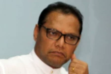 அமைச்சர் தயாசிறிக்கு எப்படி தொற்றியது கொரோனா? துலங்காத மர்மம்