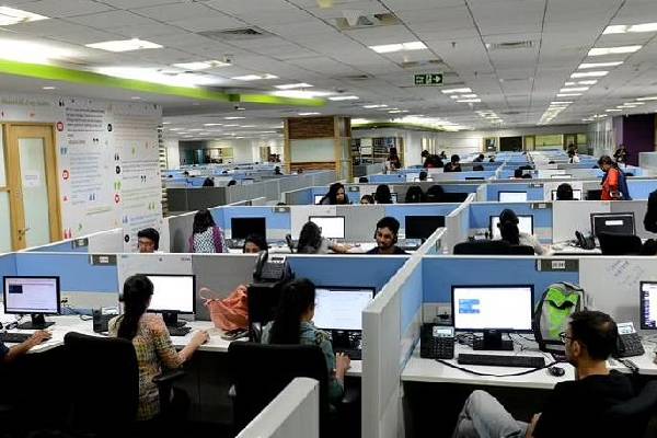 வாரத்தில் நான்கு நாட்க்கள் தான் வேலை : சோதனை அடிப்படையில் களம் இறங்கிய இங்கிலாந்து - தமிழ்நாடு