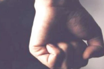 අත්දෙක කැපූ කඩුව සොයාගෙන..