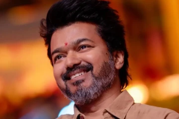 நடிகர் விஜய் தனது அம்மா, மனைவி, மகன், மகளுடன் எடுத்துக்கொண்ட புகைப்படம்.. இதுவரை பலரும் பார்த்திராத ஒன்று