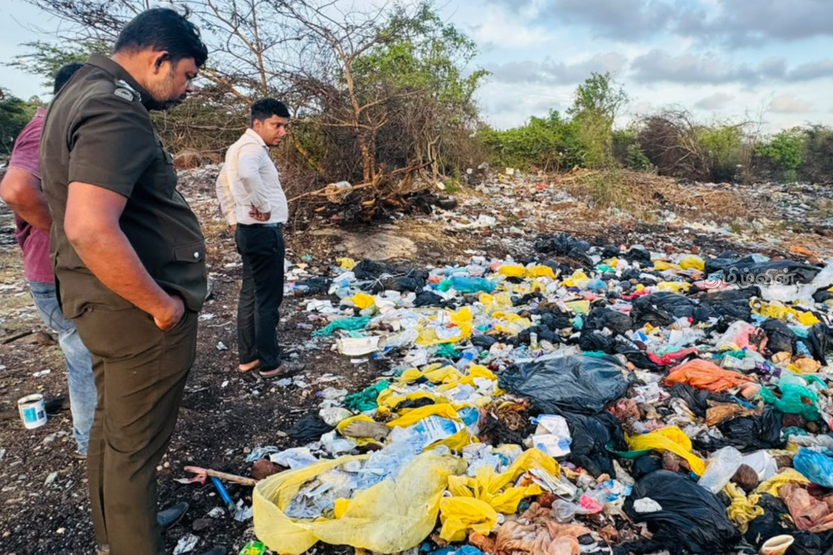 கீரிமலையில் அனுமதியின்றி கொட்டப்பட்ட மருத்துவ கழிவுகள் - உடனடியாக அகற்றுமாறு உள்ளூராட்சி ஆணையாளர் உத்தரவு | Medical Waste Dumped In Keerimalai