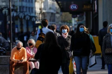 சுவிஸில் வேகமெடுக்கும் கோவிட் தொற்று! - அரசின் இயல்புவாழ்வு திரும்பும் திட்டம் ஒத்திவைப்பு