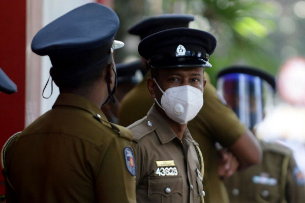 குற்றவாளிக்கு அடைக்கலம் கொடுத்த கடற்படையின் உறுப்பினர் ஒருவர் கைது | A Member Of The Navy Was Arrested