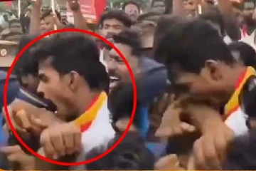 காவலரின் கையை கடித்த தவெக தொண்டர்!! கலாய்த்து தள்ளும் நெட்டிசன்கள்..