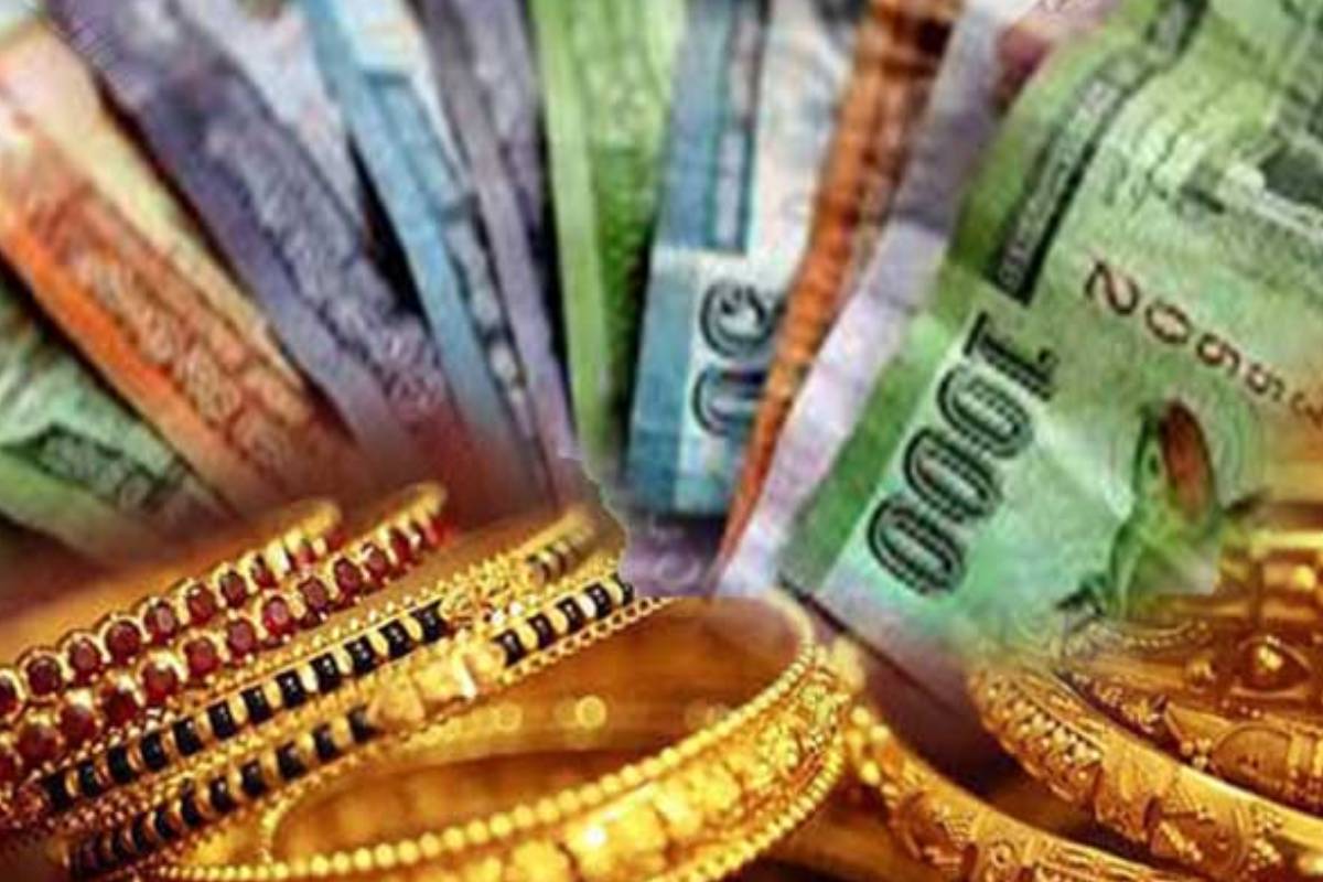 தங்க நகை மற்றும் பெருந்தொகை பணத்துடன் அடகு நிறுவன முகாமையாளர் தப்பியோட்டம் | Missing Pawn Shop Manager With Jewels And Money