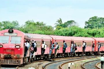 දුම්රිය ගමන්වාර 22ක් අවලංගු කෙරේ..!