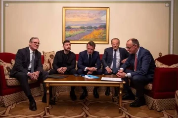 வலுவான ஆயுதங்களால் ரஷ்யாவை தாக்கலாம்... உக்ரைனுக்கு கட்டுப்பாடுகளை நீக்கிய மேற்கத்திய நாடுகள்