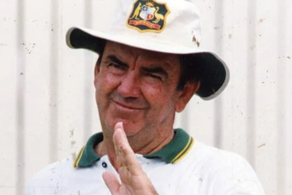 ஆஸி கிரிக்கெட் ஜாம்பவான் பாப் சிம்ப்சன் காலமானார் | Cricket Legend Bob Simpson Passes Away