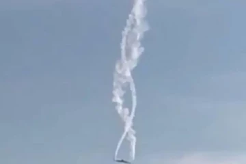 கட்டுப்பாட்டை இழந்து விபத்துக்குள்ளான இராணுவ விமானம்