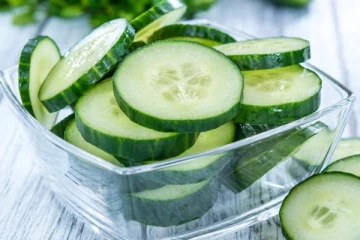 பேரழகில் ஜொலிக்க வெள்ளரிக்காய் ஜூஸ் போதும்... 5 நிமிடத்தில் தயாரித்து குடிங்க!