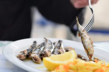 மீன் சாப்பிட்டால் தோல் புற்றுநோய் வருமா? ஆராய்ச்சியில் வெளிவந்த உண்மை