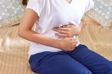 சீனாவில் மாதவிலக்கு விடுப்பு கேட்ட மாணவிக்கு ஊழியர் கொடுத்த அதிர்ச்சி