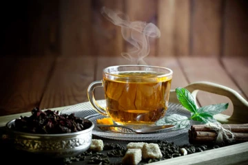 சளி பிரச்சனையால் அவதிப்படுபவர்கள் இதில் ஒரு டீயை ட்ரை பண்ணி பாருங்க