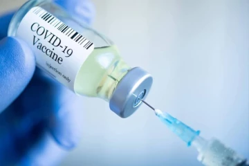 24 மணி நேரத்தில் 10 டோஸ் தடுப்பூசி போட்ட நபர்! நியூசிலாந்தில பரபரப்பு சம்பவம்