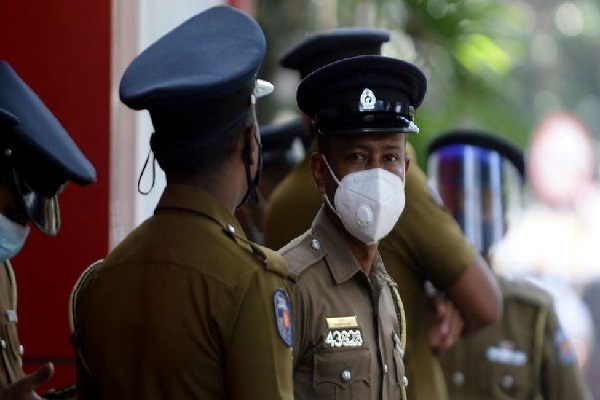 காவல்துறை உத்தியோகத்தரின் ஏமாற்றுவேலை - எடுக்கப்பட்ட உடனடி நடவடிக்கை | Constable Who Misled The Police Was Suspended