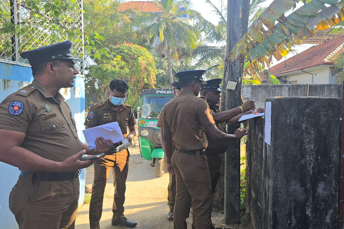 யாழில் தலைமறைவானவர்களின் சொத்துக்கள் பறிமுதல்; நீதிமன்றம் அதிரடி! | Assets Of Absconders In Jaffna Confiscated Court