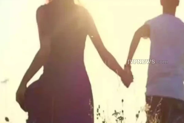 தாயார் வெளிநாட்டில்; பாடசாலை மாணவி காதலனுடன் ஓட்டம்! | Mother Abroad Boyfriend Kidnaps Schoolgirl