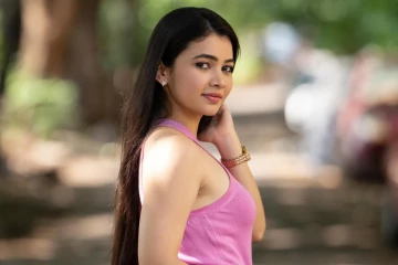 சிங்கப்பெண்ணே சீரியல் நடிகை பூஜிதாவின் ட்ரெண்டி போட்டோஷூட்