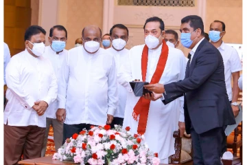 கொரோனா சவாலை முறியடிப்போம்! - மஹிந்த சூளுரை