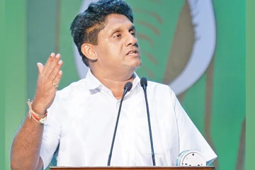 நாட்டின் ஆட்சியாளர்கள் 24 மணித்தியாலங்களும் மக்களின் உரிமைகளை மீறுவதாக குற்றச்சாட்டு