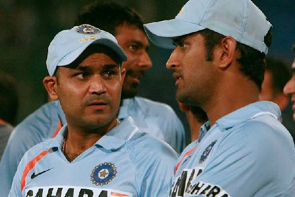 தோனியால் மன உளைச்சல்; ஓய்வு முடிவு - மனம் திறந்த சேவாக்! | Sehwag Says Dhoni Made Him Want To Retire Early