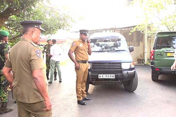 வைத்தியசாலைக்குள் துப்பாக்கிச் சூடு! விசாரணைகள் தீவிரம் | Prison Inmate Shot At Nagoda Hospital