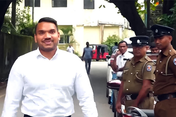 சட்டத்தரணி படுகொலையின் எதிரொலி! நாமலின் வழக்கு ஒத்திவைப்பு | Namal S Kris Case Postponed சட்டத்தரணி படுகொலையின் எதிரொலி! நாமலின் வழக்கு ஒத்திவைப்பு | Namal S Kris Case Postponed