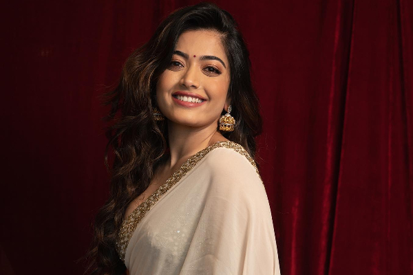 எல்லோருக்கும் பிடிக்கணும்னு அவசியமே இல்லை.. வாரிசு ஹீரோயின் ராஷ்மிகா | Varisu Heroine Rashmika Reply To Trolls