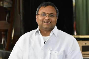 ஆடிட்டர் கைது  -  முன்ஜாமீன் கேட்டு கார்த்தி சிதம்பரம் மனு