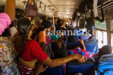 බසයක් තුළ තරුණියකගේ කකුල් අත ගෑ තරුණයෙක්ට අවසානයේ වුණ දෙය..