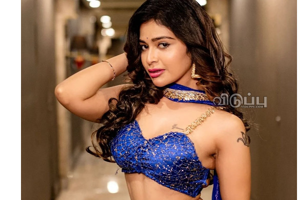 வெறும் பூவை மறைத்து போட்டோஷூட்!! நடிகை தர்ஷாவை கண்டபடி வர்ணிக்கும் நெட்டிசன்கள்.. | Dharsha Gupta Latest Undress Photoshoot Post