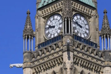 கனேடிய பணி உரிமம் வழங்குதல் தொடர்பில் புலம்பெயர்தல் துறை அமைச்சர் அளித்துள்ள வாக்குறுதி