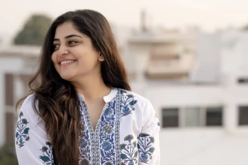 மஞ்சிமா மோகனா இது.. லேட்டஸ்ட் போட்டோ பார்த்து அதிர்ந்த ரசிகர்கள்