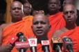 භික්ෂූන්ට මාධ්‍යයට ප්‍රකාශ නිකුත් කරන්න බැරිද? සියලුම භික්ෂූන්ගෙන් වජිරබුද්ධි හිමි ඉල්ලයි[VIDEO]
