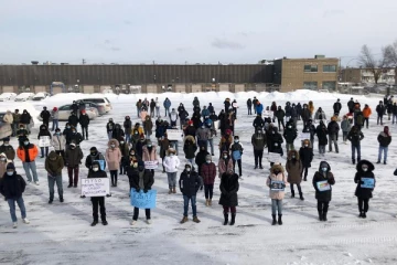 கனடாவில் ஆயிரக்கணக்கான இந்திய மாணவர்கள் போராட்டம்!