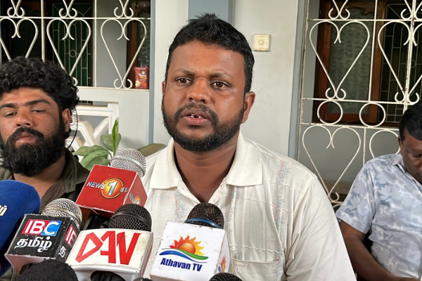 வவுனியா கல்லுமலையில் விகாரை அமைக்க முயற்சி...! சமளங்குளம் மக்களை எச்சரிக்கை | Vavuniya Temple Land Issue Sparks Public Concern