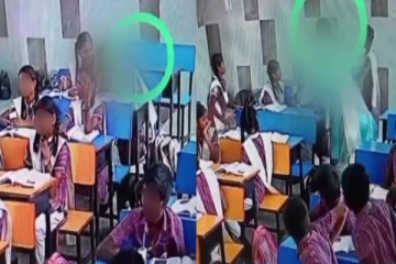 வகுப்பறையில் பேசிக்கொண்டு இருந்த மாணவி.. திடீரென மயங்கி விழுந்து பலி - என்ன நடந்தது?