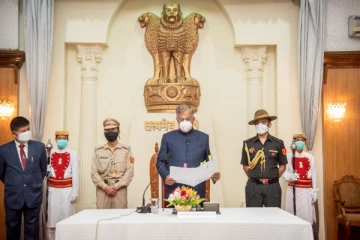 மணிப்பூர் கவர்னராக இல.கணேசன் பதவியேற்பு