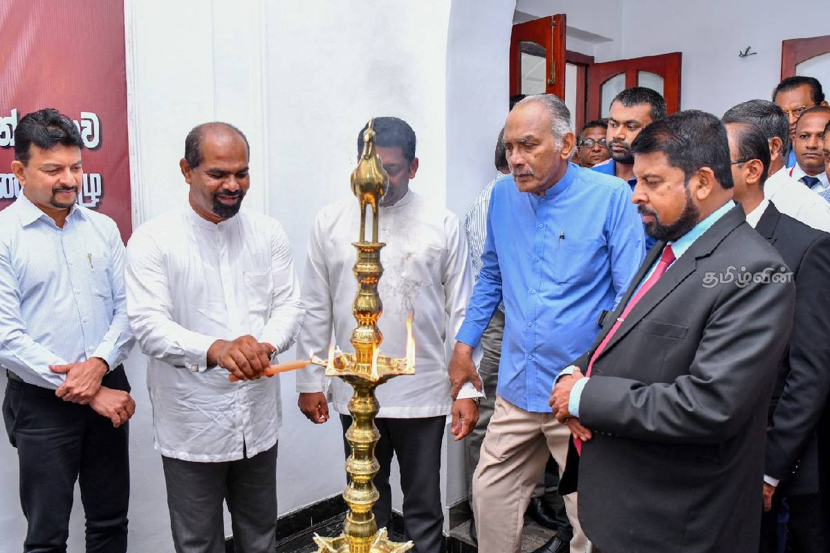 அரச ஊழியர்களின் ஓய்வூதியப் பிரச்சினைகளைத் தீர்ப்பதற்காக ஆணைக்குழு நியமனம் | Government Employees Pension Salary Issues அரச ஊழியர்களின் ஓய்வூதியப் பிரச்சினைகளைத் தீர்ப்பதற்காக ஆணைக்குழு நியமனம் | Government Employees Pension Salary Issues