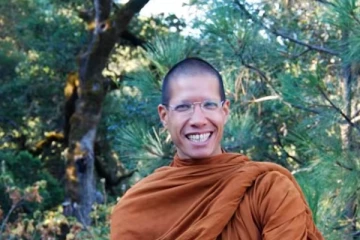 ரூ.45,000 கோடி சொத்துக்கு வாரிசு - உதறி விட்டு துறவறம் சென்ற தமிழ் தொழிலதிபர் மகன்