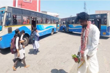 90ஸ் கிட்ஸ் நான்..பெண் கிடைக்கல...மணக்கோலத்தில் பெண் தேடி அலையும் யூடியூபர்