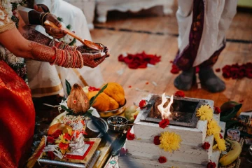 பிரிந்திருக்கும் கணவன் மனைவியை சேர்க்கும் உப்பு