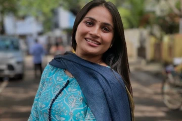 படத்தில் நடிக்கும் சிறகடிக்க ஆசை சீரியல் நடிகை சல்மா.. அதுவும் யாருடன் பாருங்க