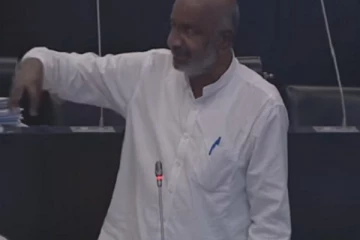 அதிகாரிகளால் நிர்வாகச் சீர்கேடுகள்: நாடாளுமன்றில் சுட்டிக்காட்டிய சித்தார்த்தன் (VIDEO)