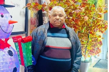 செஃப் தாமுவுக்கு இவ்வளவு பெரிய மகளா? என்ன வேலை செய்கிறார் தெரியுமா