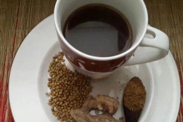 தொண்டைக்கு இதம் தரும் சுக்கு மல்லி காபி! எப்படி தயாரிப்பது ?